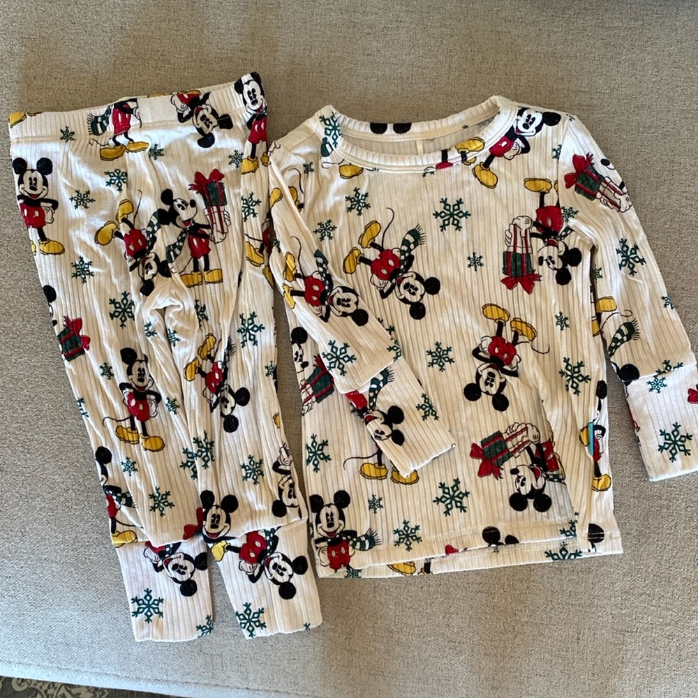 Posh Peanut Mickey Mouse Christmas pajamas 6-12 mn